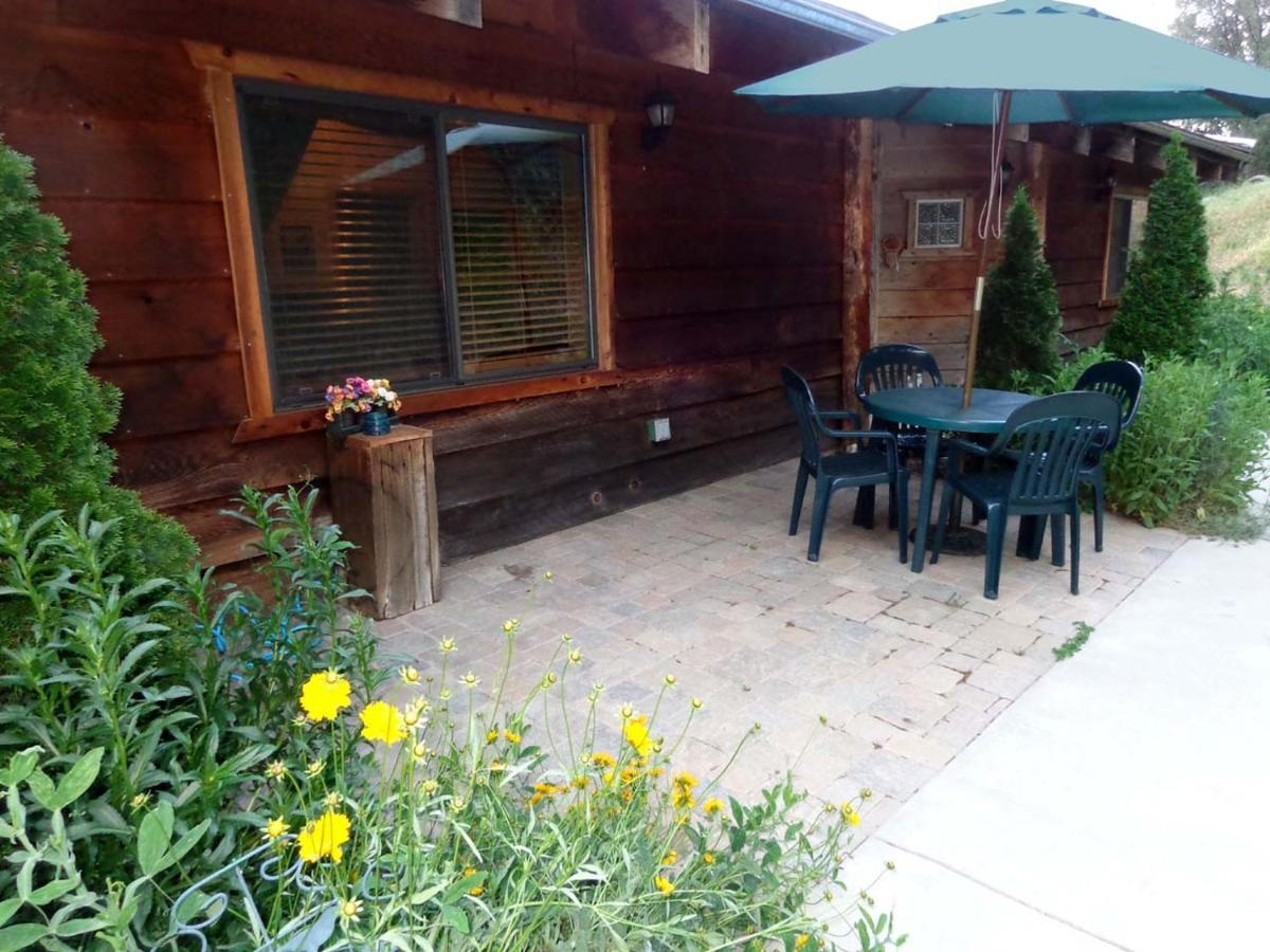 Evergreen Haus Villa Oakhurst Exterior photo